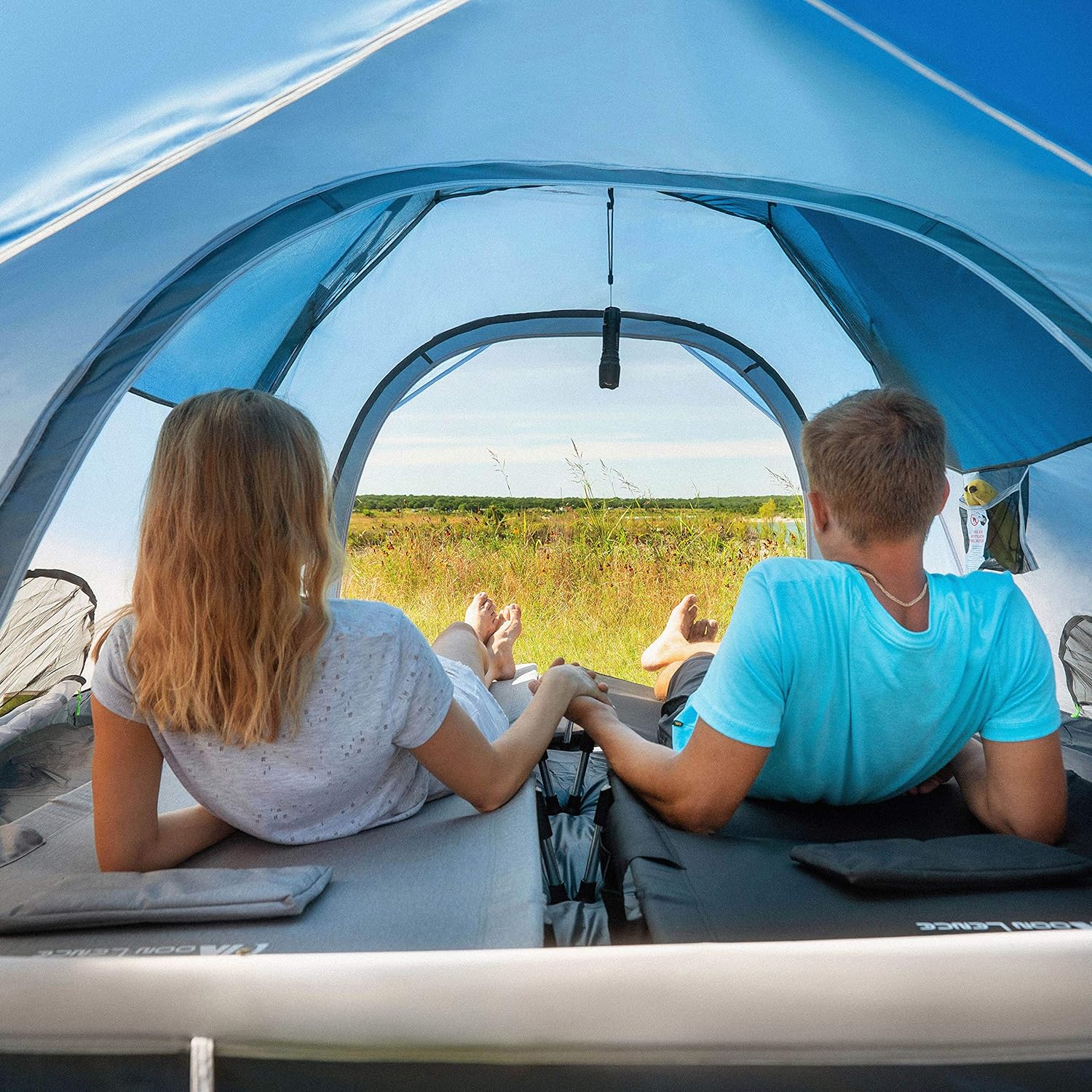Pop Up Tent Family Camping Tent for 4 Person Portable Instant Tent Automatic Tent Waterproof Windproof for Camping Hiking Mountaineering